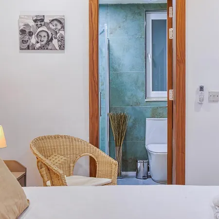 Apartment Beautiful 3br Designer With Wifi, Ac And Balcony Marsaskala