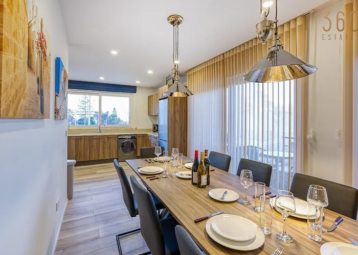 Beautiful 3br Designer With Wifi, Ac And Balcony Apartment Marsaskala