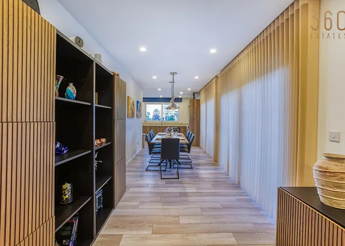 Beautiful 3br Designer With Wifi, Ac And Balcony * Marsaskala