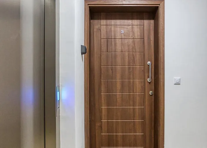 Beautiful 3br Designer With Wifi, Ac And Balcony Marsaskala