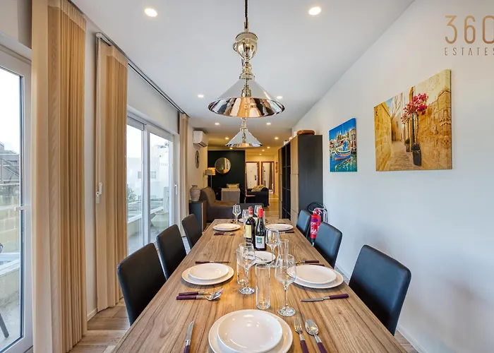 Beautiful 3br Designer With Wifi, Ac And Balcony Marsaskala